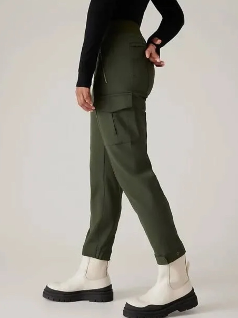 Athleta Endless High Rise Cargo Pant
stretch fabric in a tapered fit.